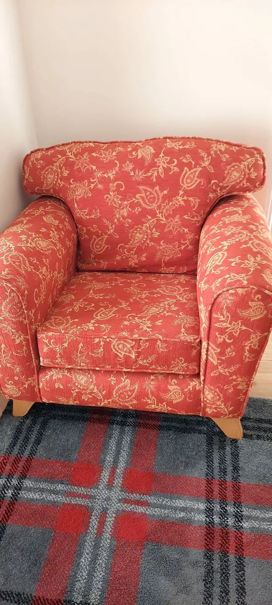 3 seater sofa plus 1 armchair - Image 3