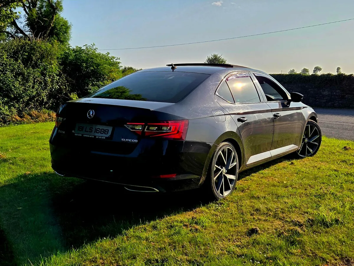 2018 Skoda Superb Sportline - Image 4