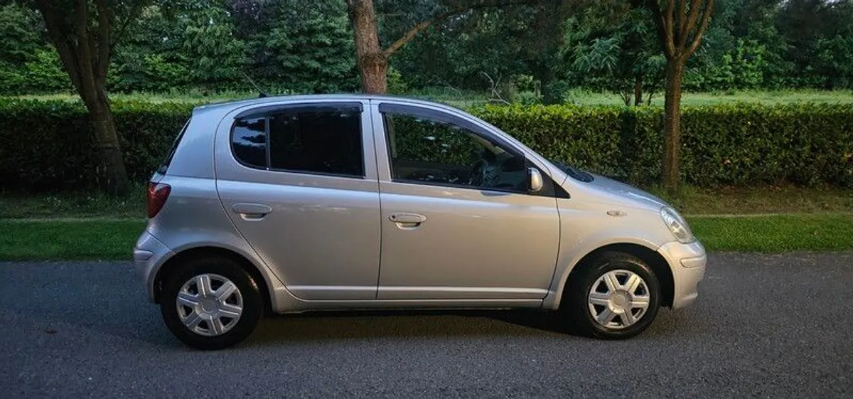 2004 Toyota Vitz Automatic Nct 11/25 taxv04/26 - Image 2