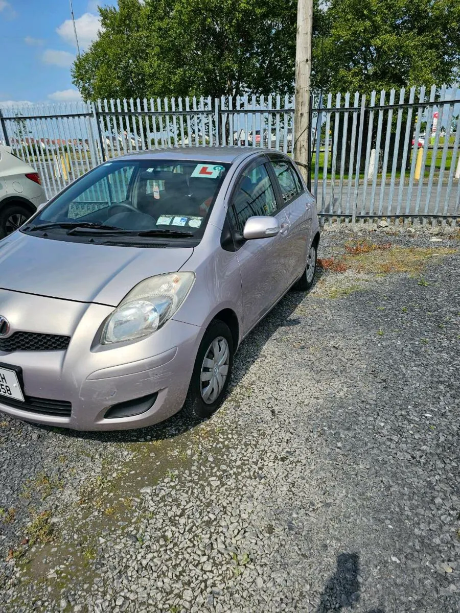 Toyota vitz - Image 4