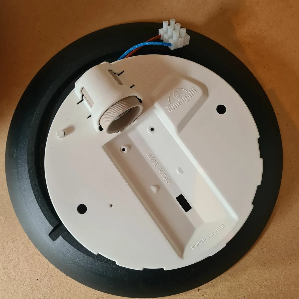 Outdoor Light (New) - Image 2