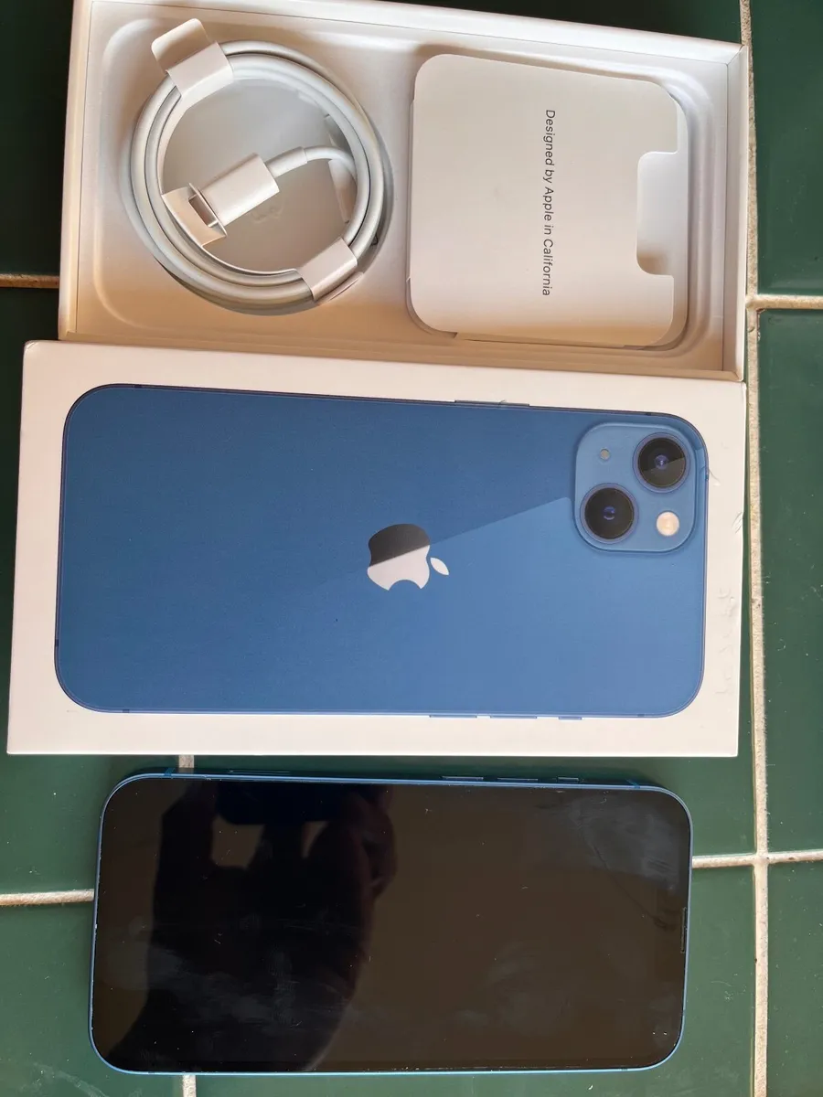 iPhone 13 - Image 1
