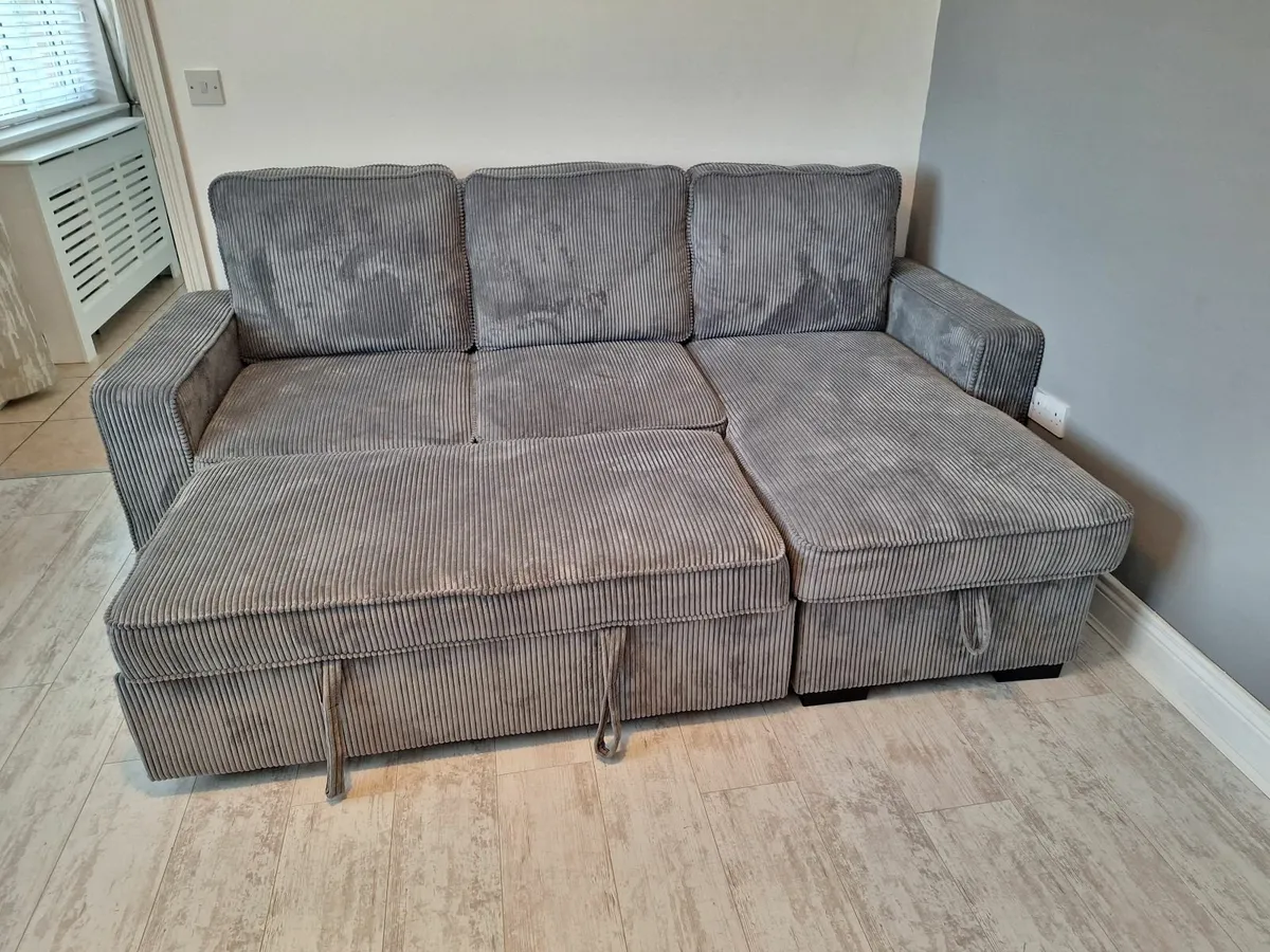 Couch - Image 3