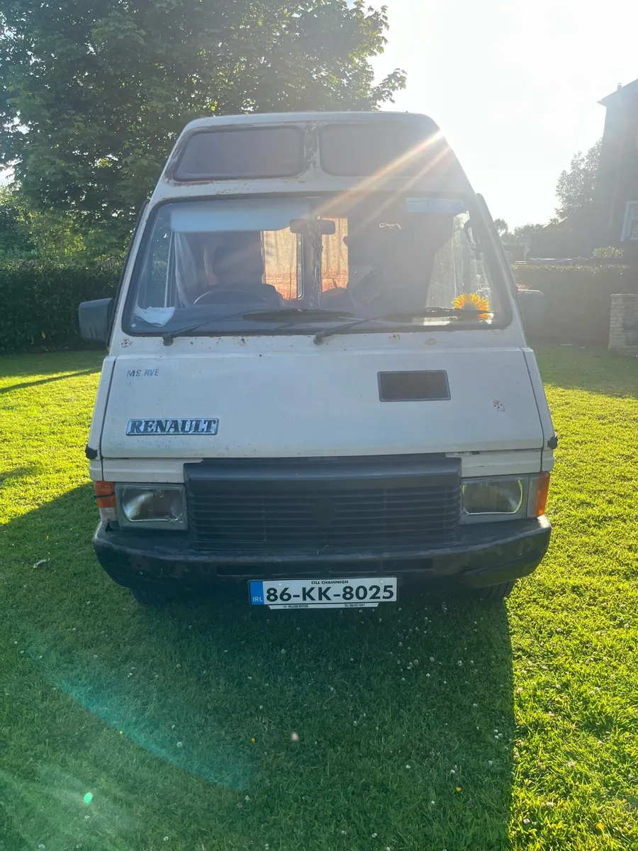 Vintage camper  van 2 berth - Image 1