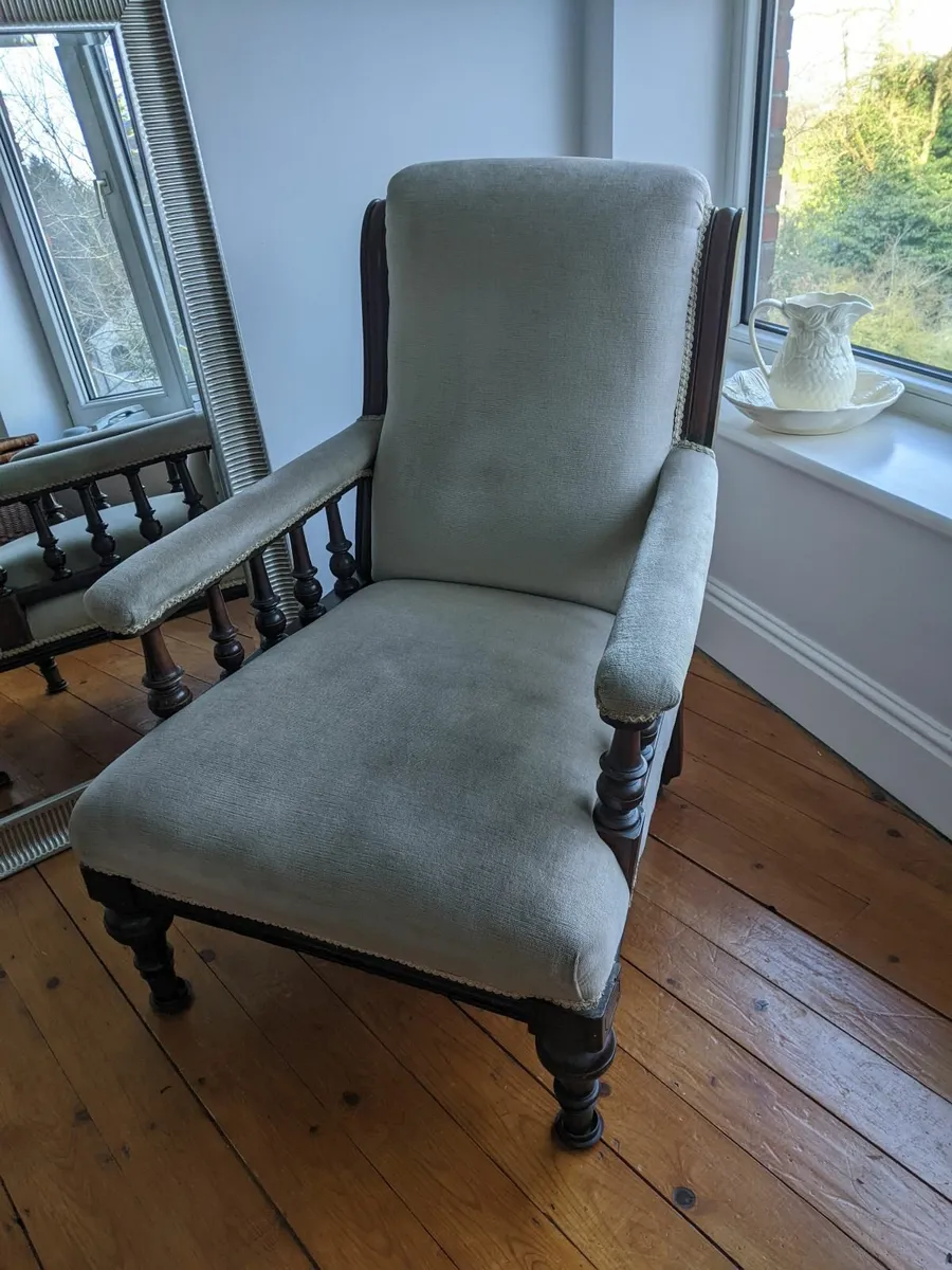 Antique Gentleman's Armchair - Image 1