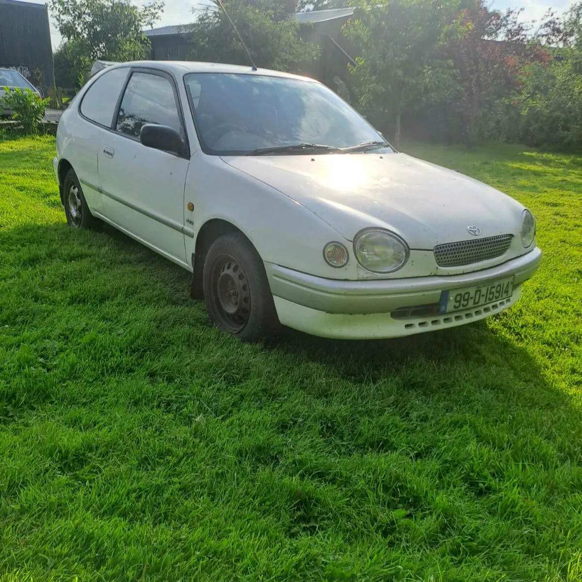 Corolla van - Image 1