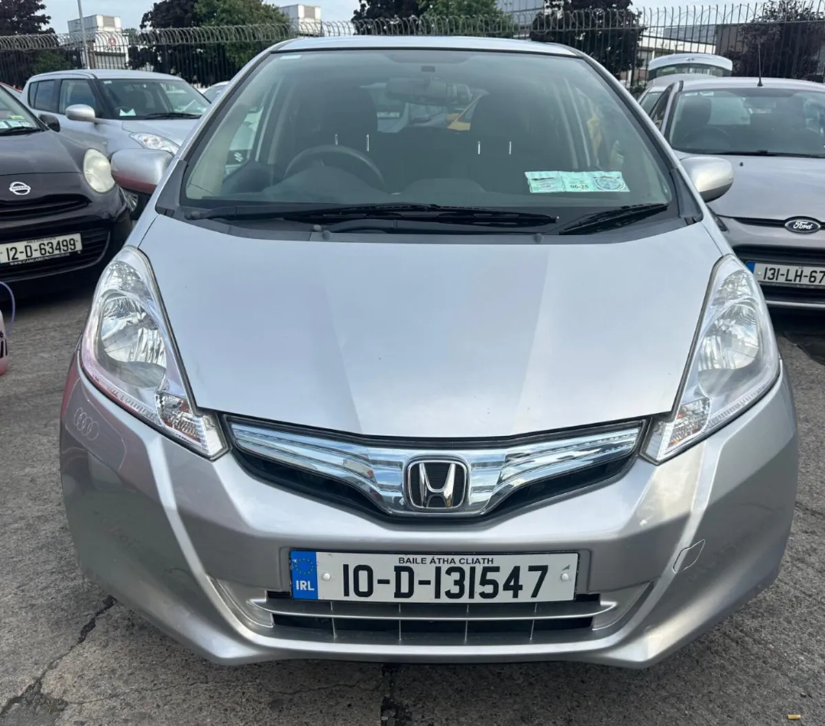 Honda Fit 2010 Automatic/ New Nct/ Warranty - Image 2