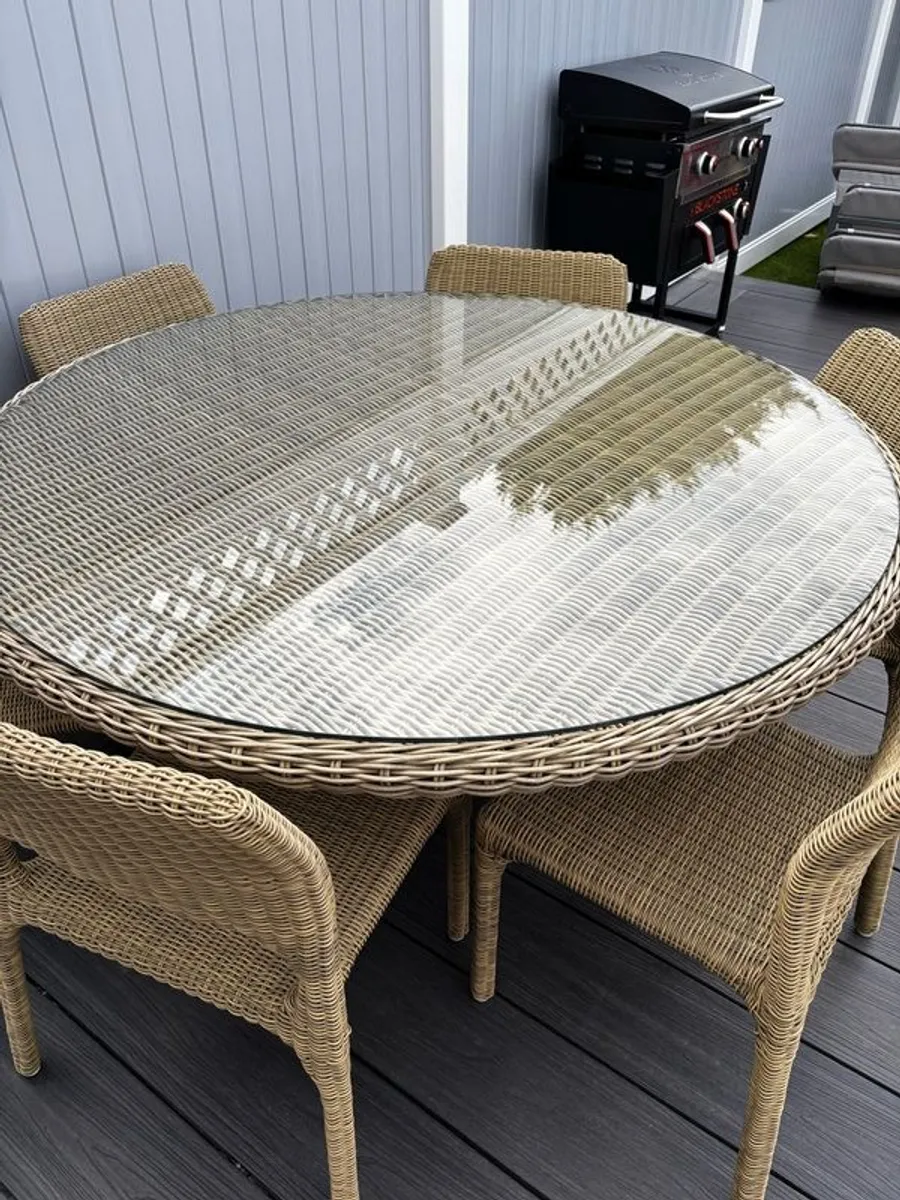 Garden Table & 6 Chairs - Image 2