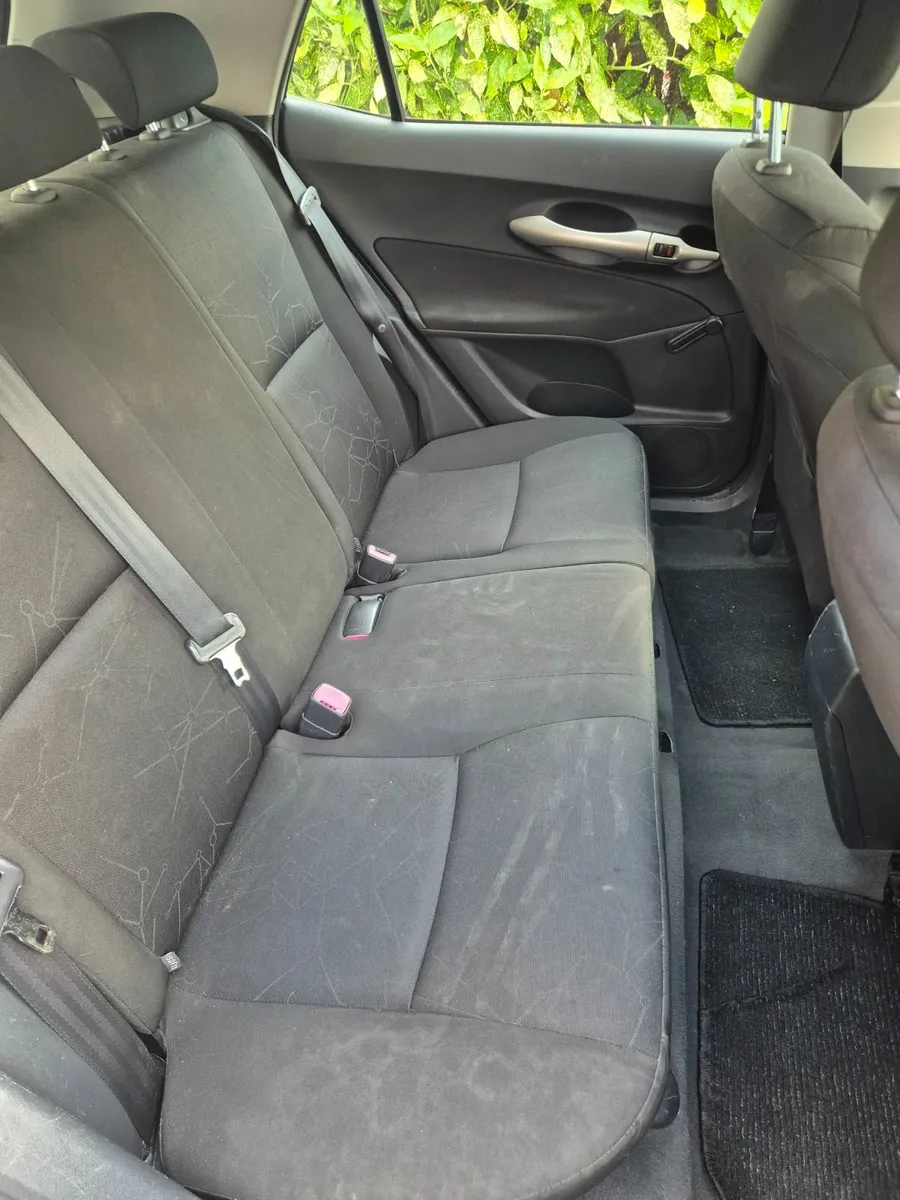 Toyota Auris 2009 - Image 4