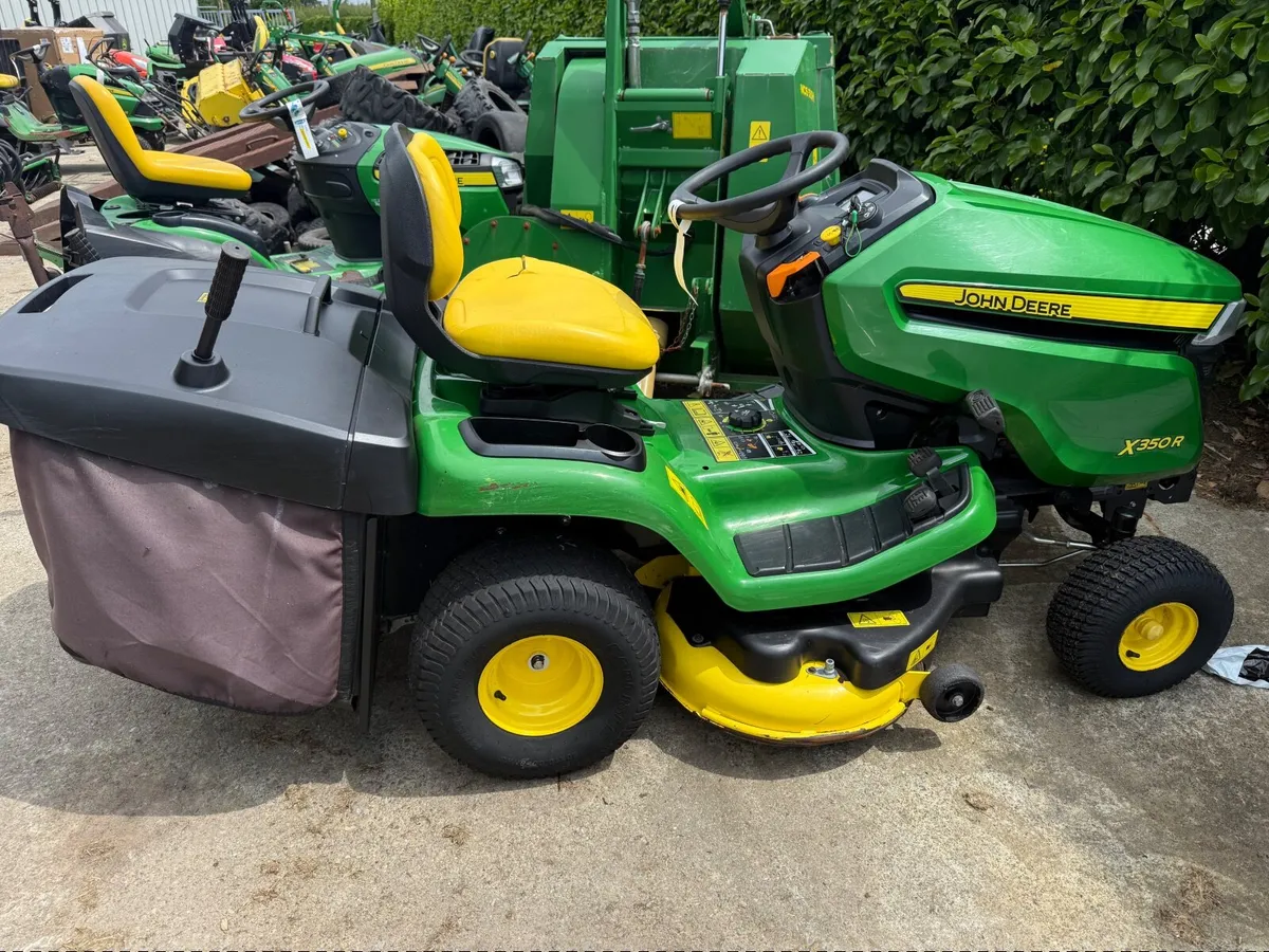 John Deere x350r Ride on - Image 1