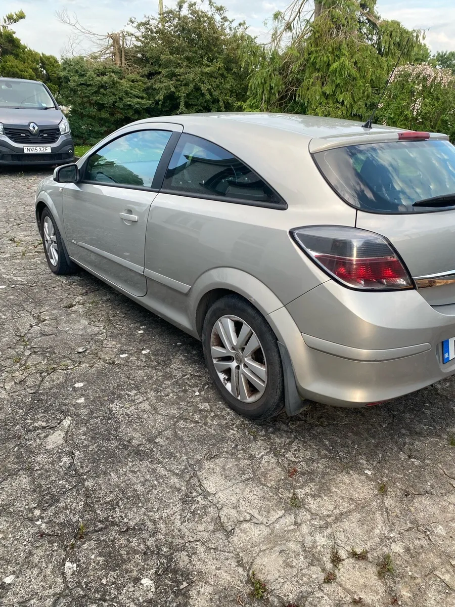 Vauxhall Astra - Image 4