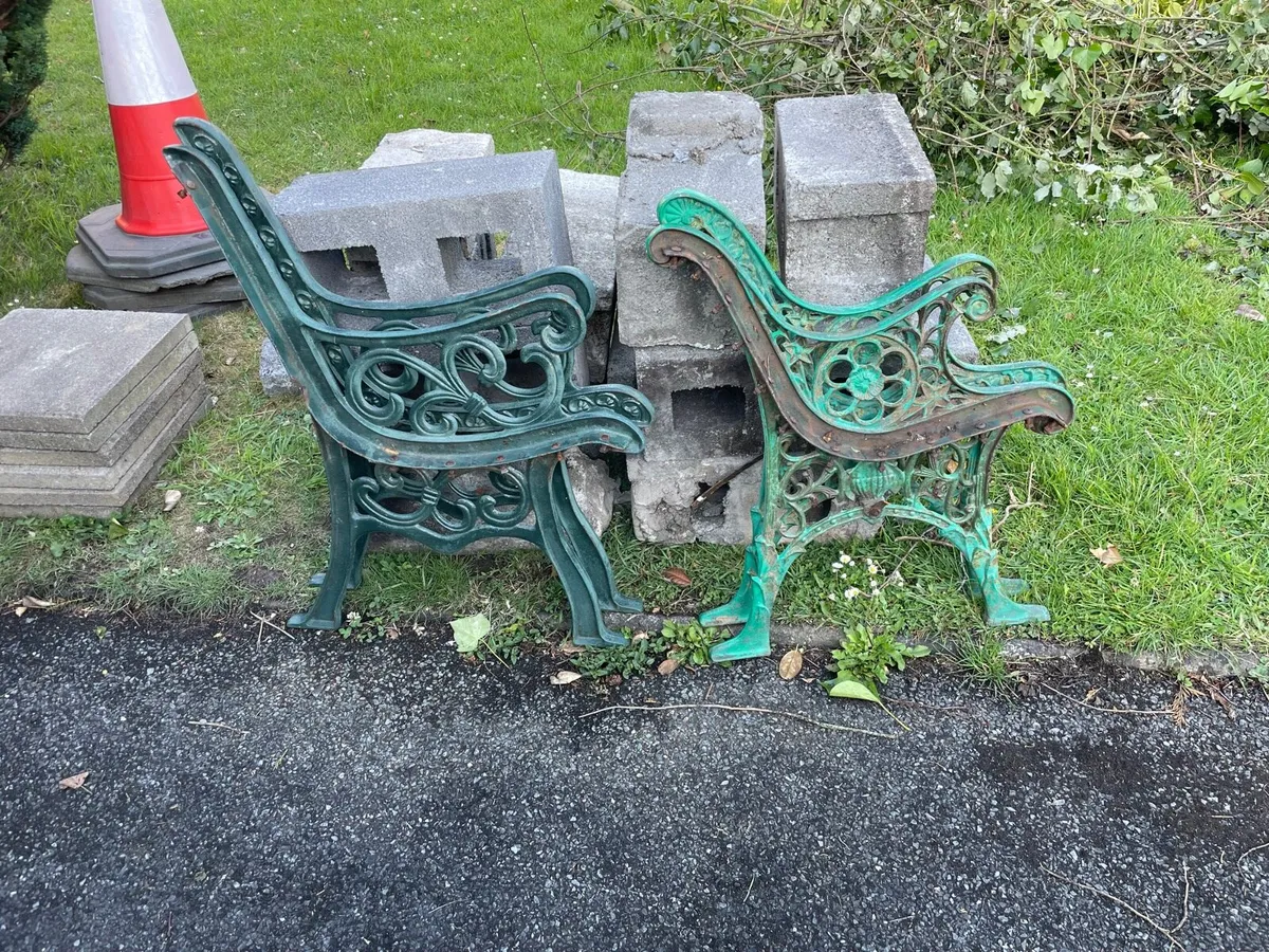 Cast iron garden bench ends €100 each - Image 1