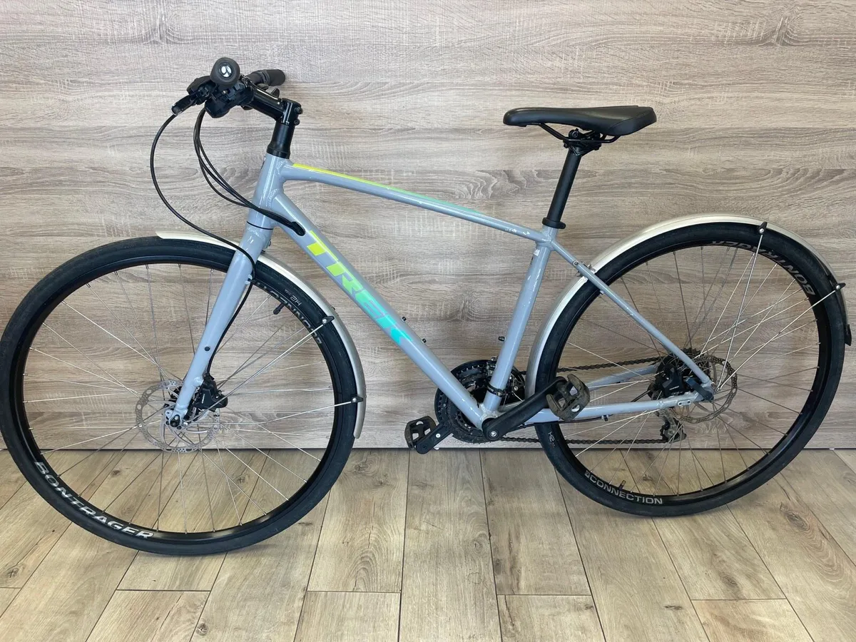 Trek fx2 (like new) - Image 2