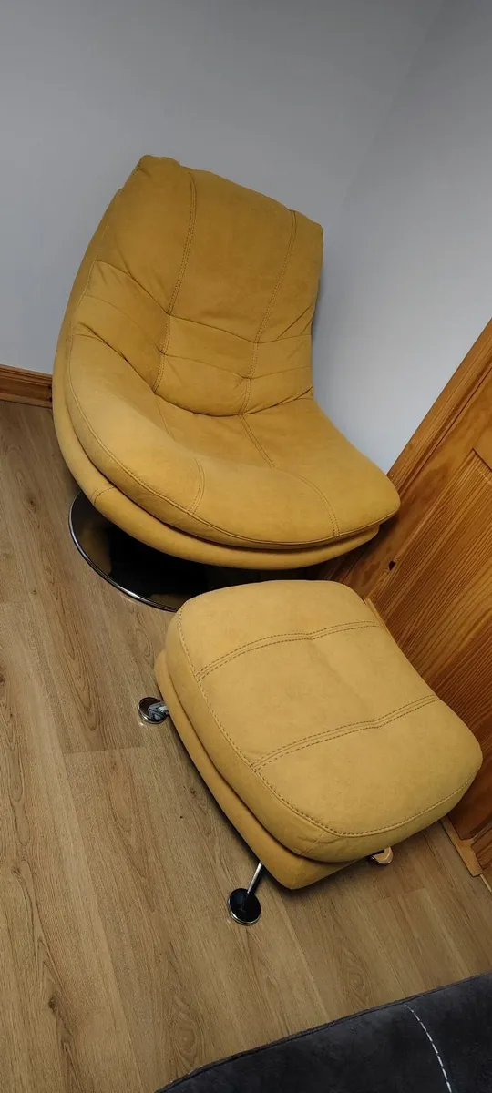 House Hold items Furniture