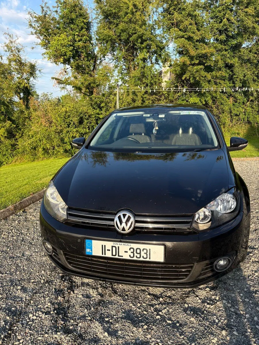 2011 Volkswagen Golf - Image 4
