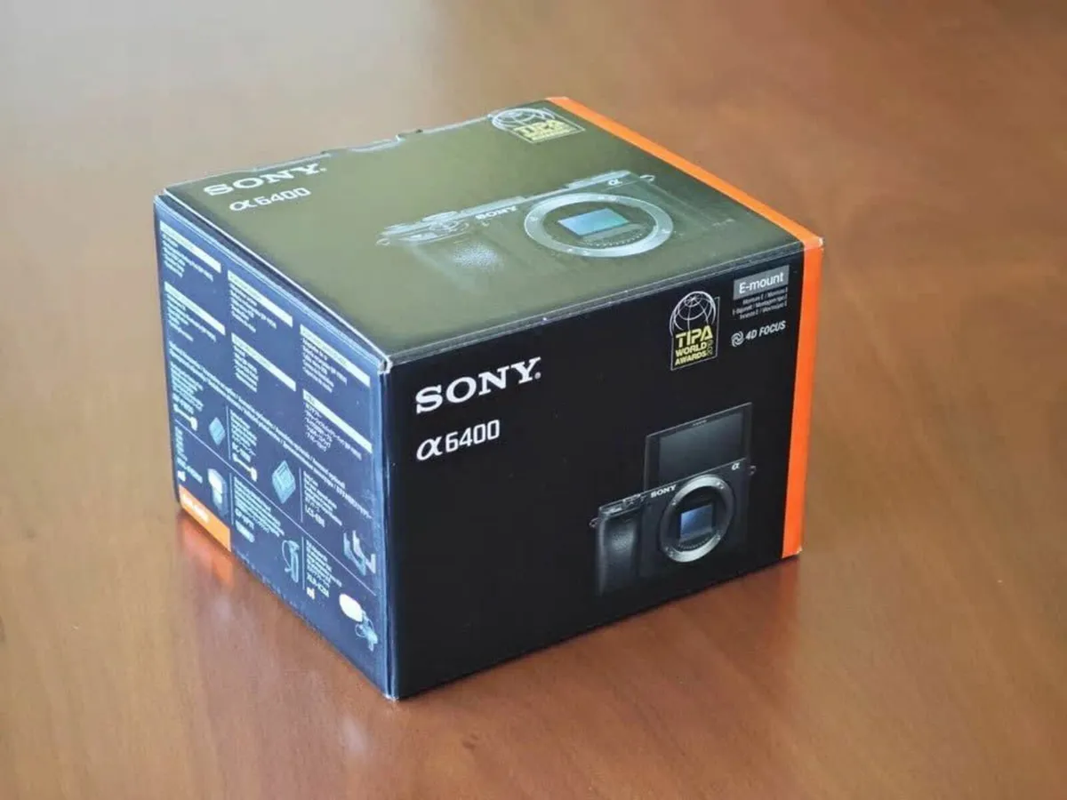 Sony Alpha a6400 Camera, 24 MP - Image 4
