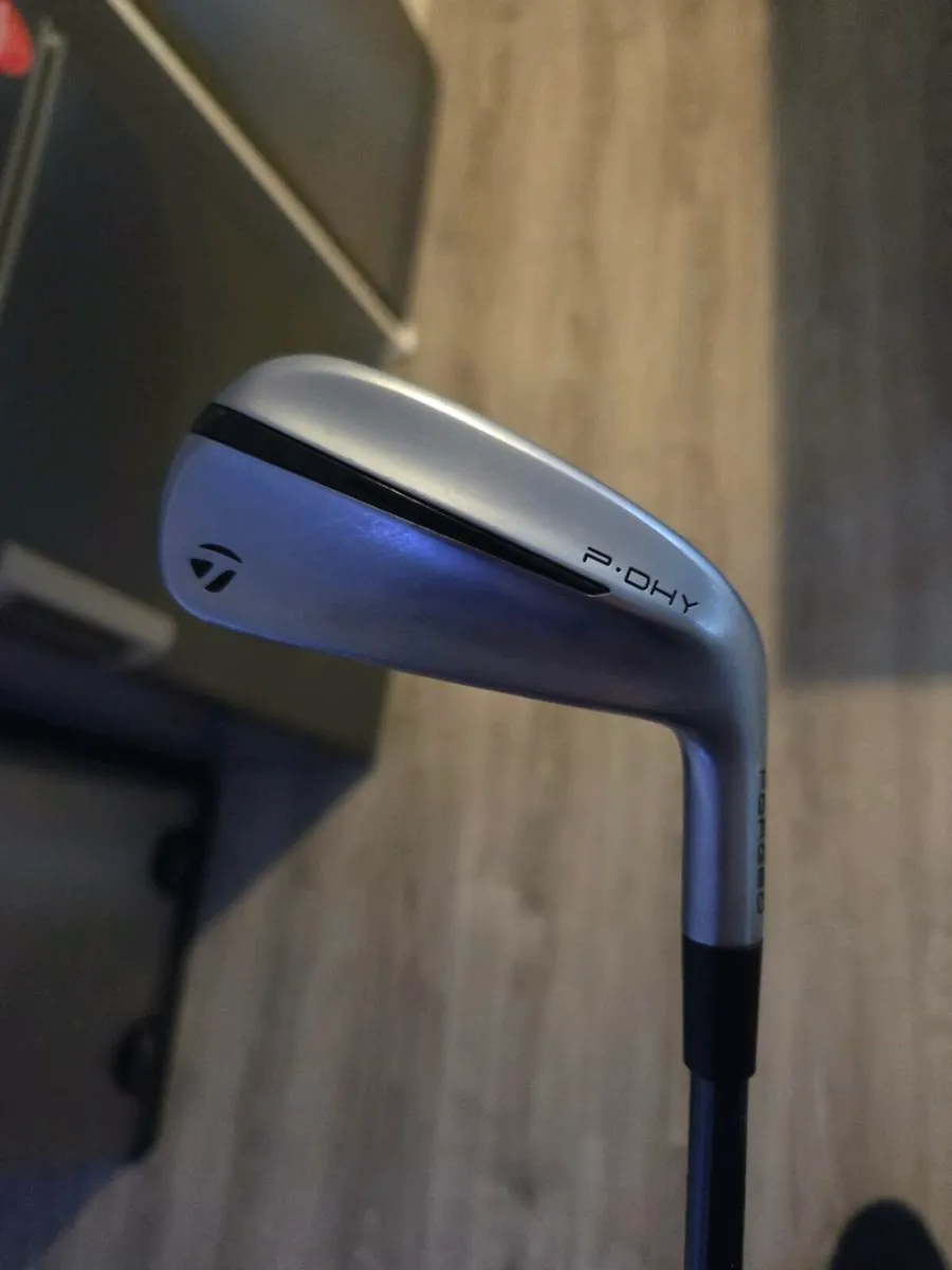 Taylormade pDHY 4 utility - Image 1