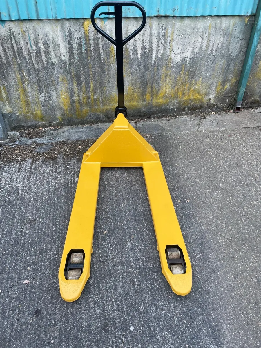 Pallet truck - Image 3
