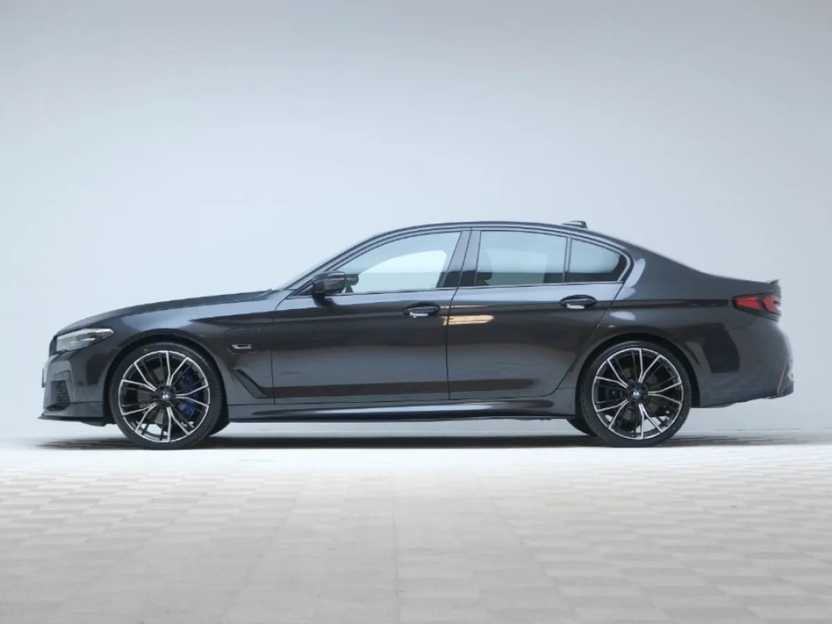 BMW 5 Series 545E M Sport Xdrive - Image 4