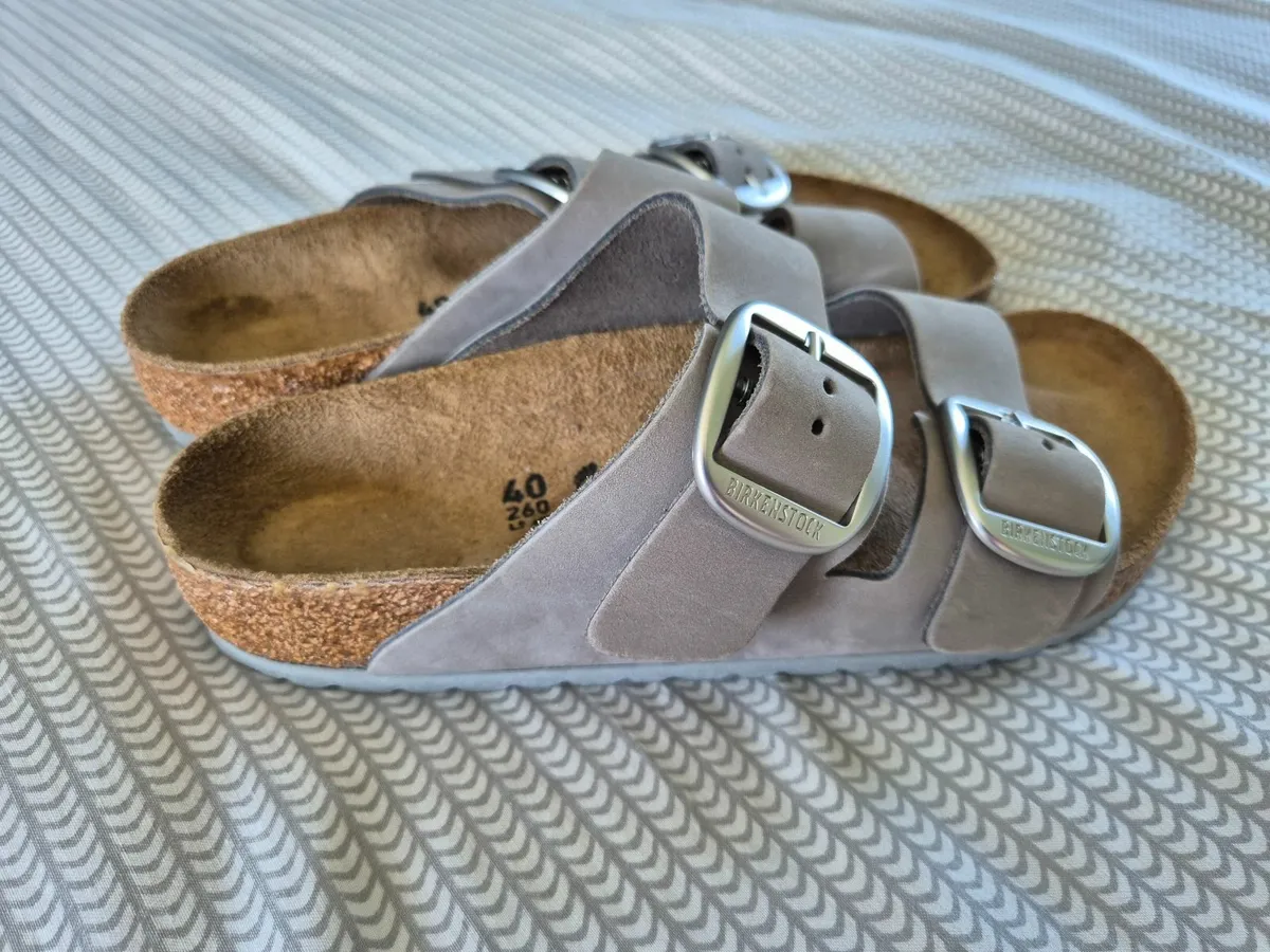 Ladies Birkenstock uk7/40 - Image 1