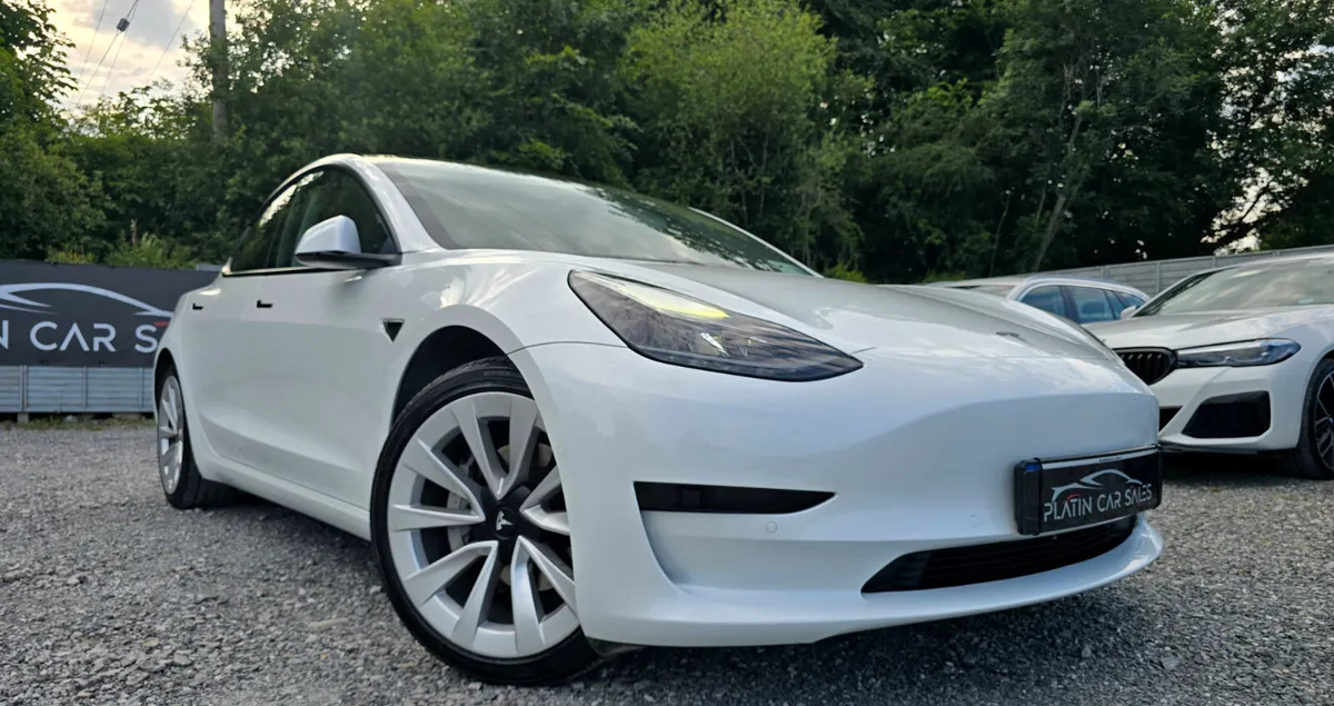 🔥 2022 Tesla Model 3 Standard Range Plus - Image 3