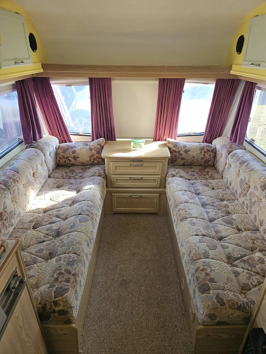 Caravan - Image 3