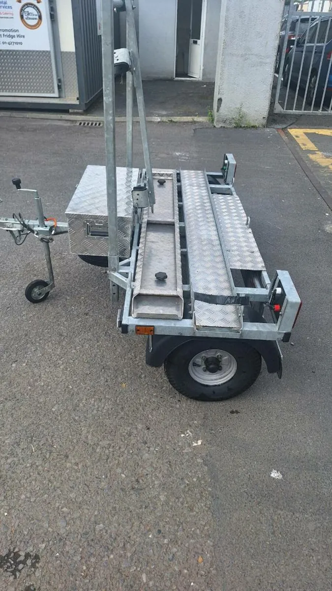 Side loading trailer - Image 1