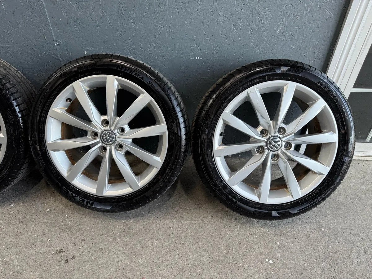 Vw Golf alloys 17” - Image 3