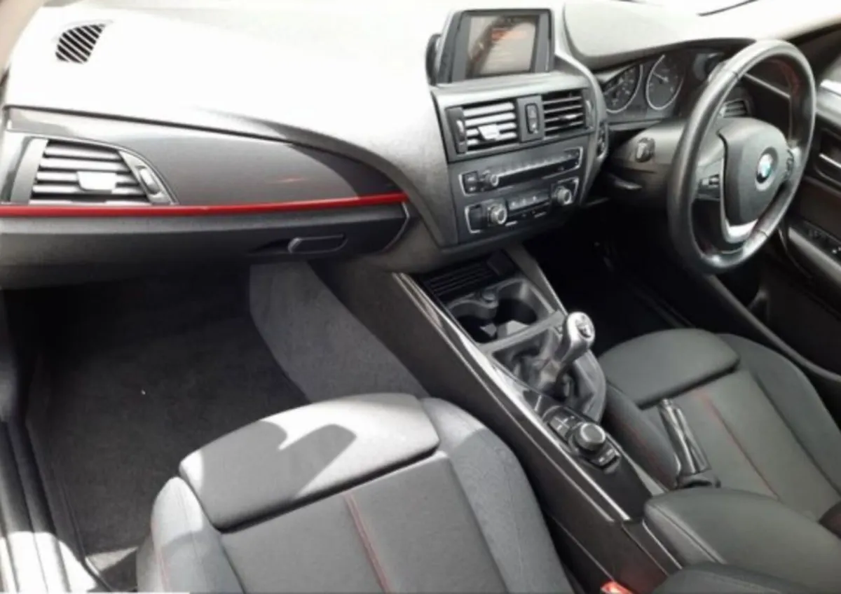 1 series BMW white 101,167KM - Image 3