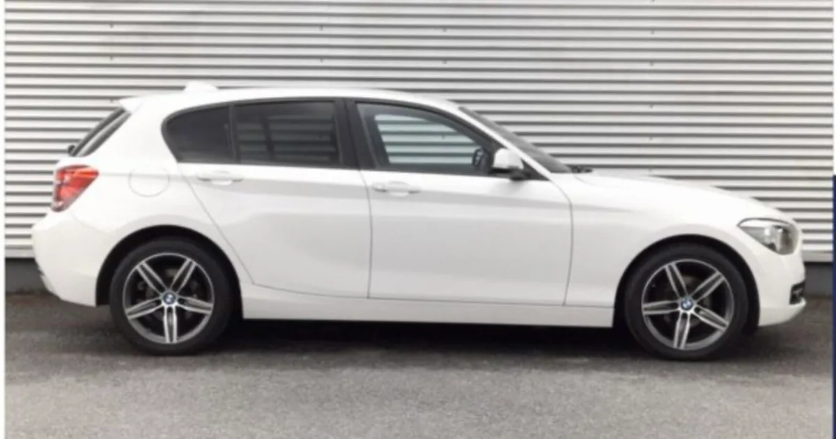 1 series BMW white 101,167KM - Image 4