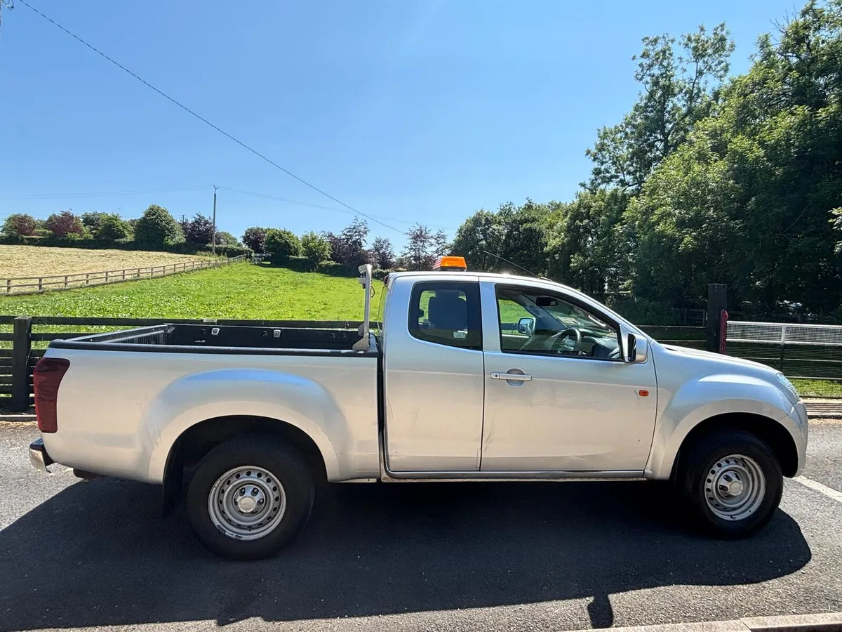 Isuzu D-Max 2016 - Image 3