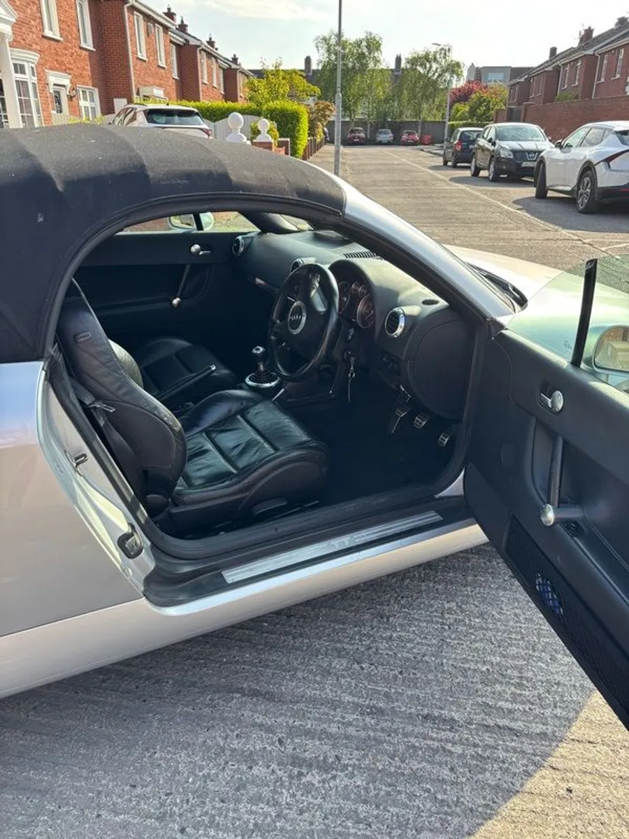 2004 Audi TTNct Soft Top O872576522 - Image 4