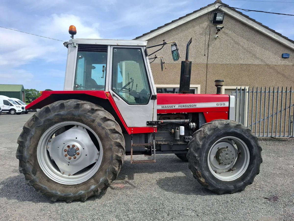 Massey Ferguson 699 - Image 3