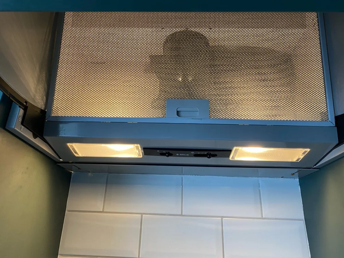 Integrated Electra extractor fan and boil tap - Image 1