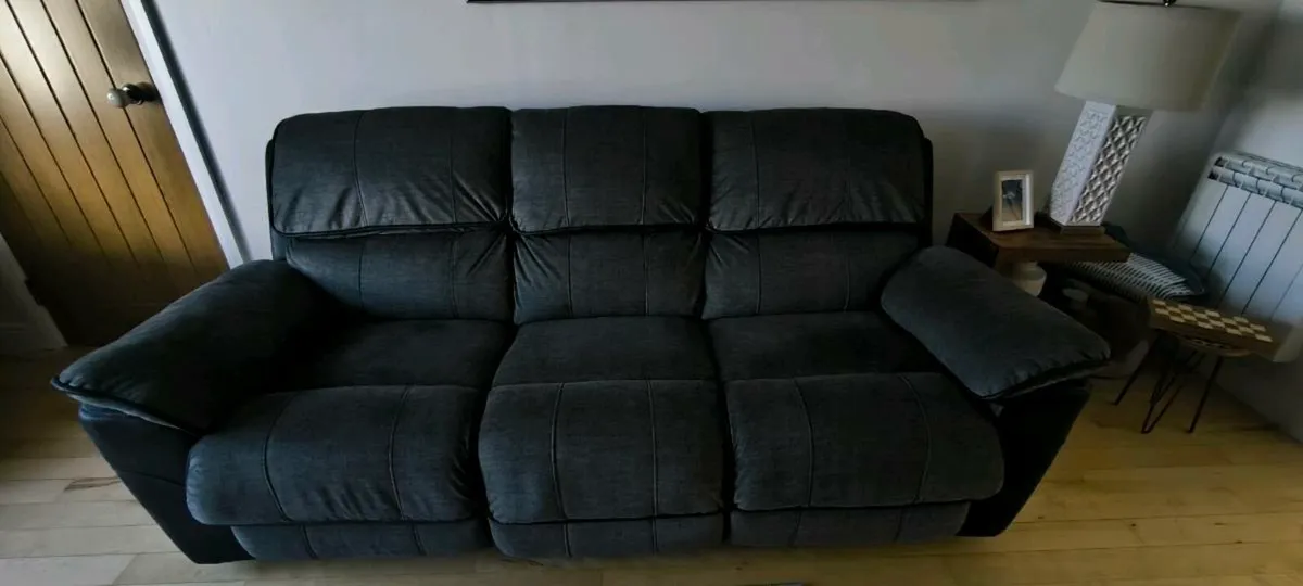 Recliner 3 seat sofa - Image 1