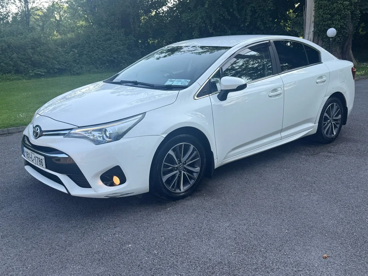 2016 Toyota Avensis Sol 1.6 Diesel - Image 2