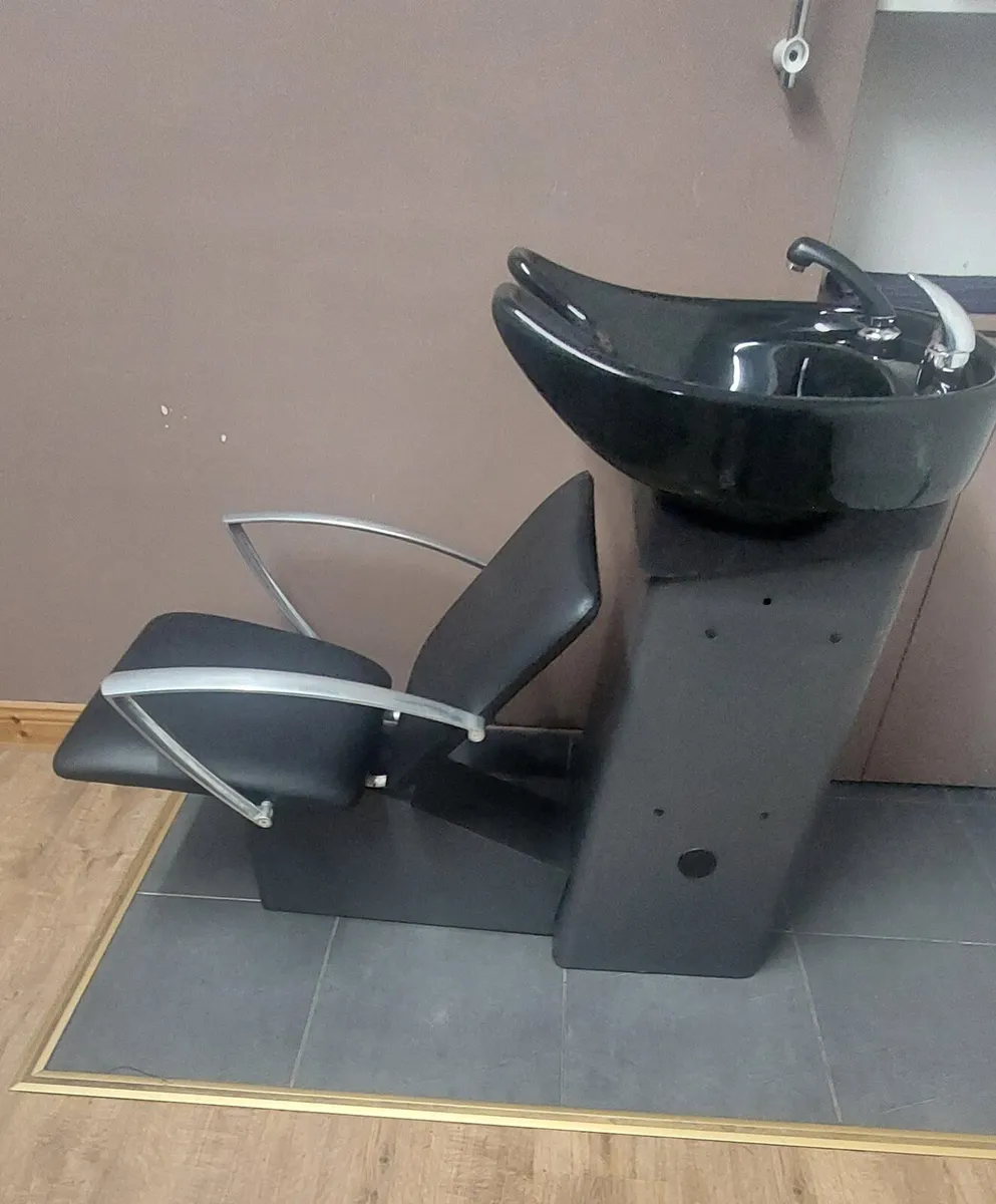 Hair salon contents - Image 4