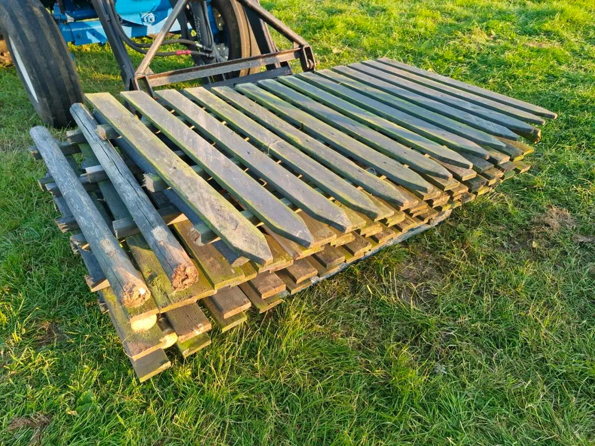 Timber Panel Fencing (Sections) - Image 2