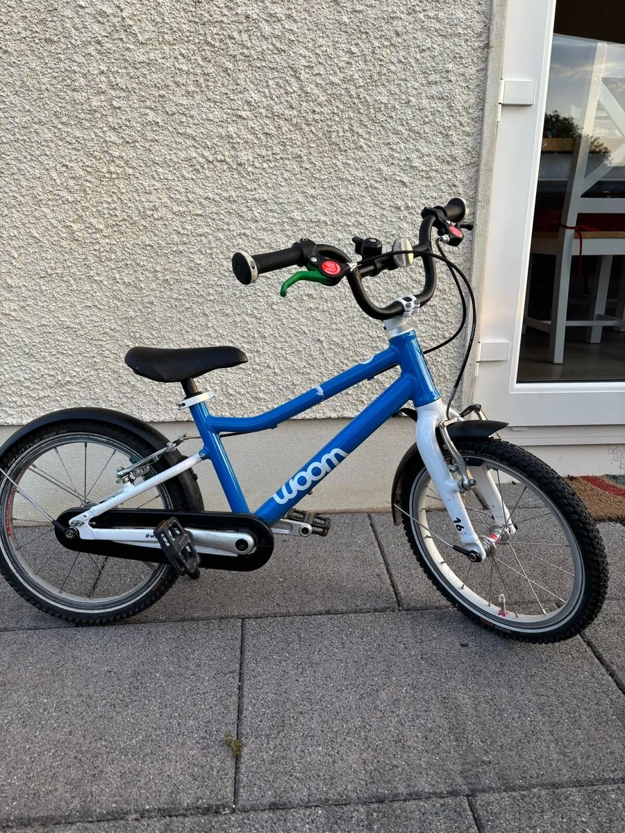 Woom size 3 childrens bicycle - Image 2