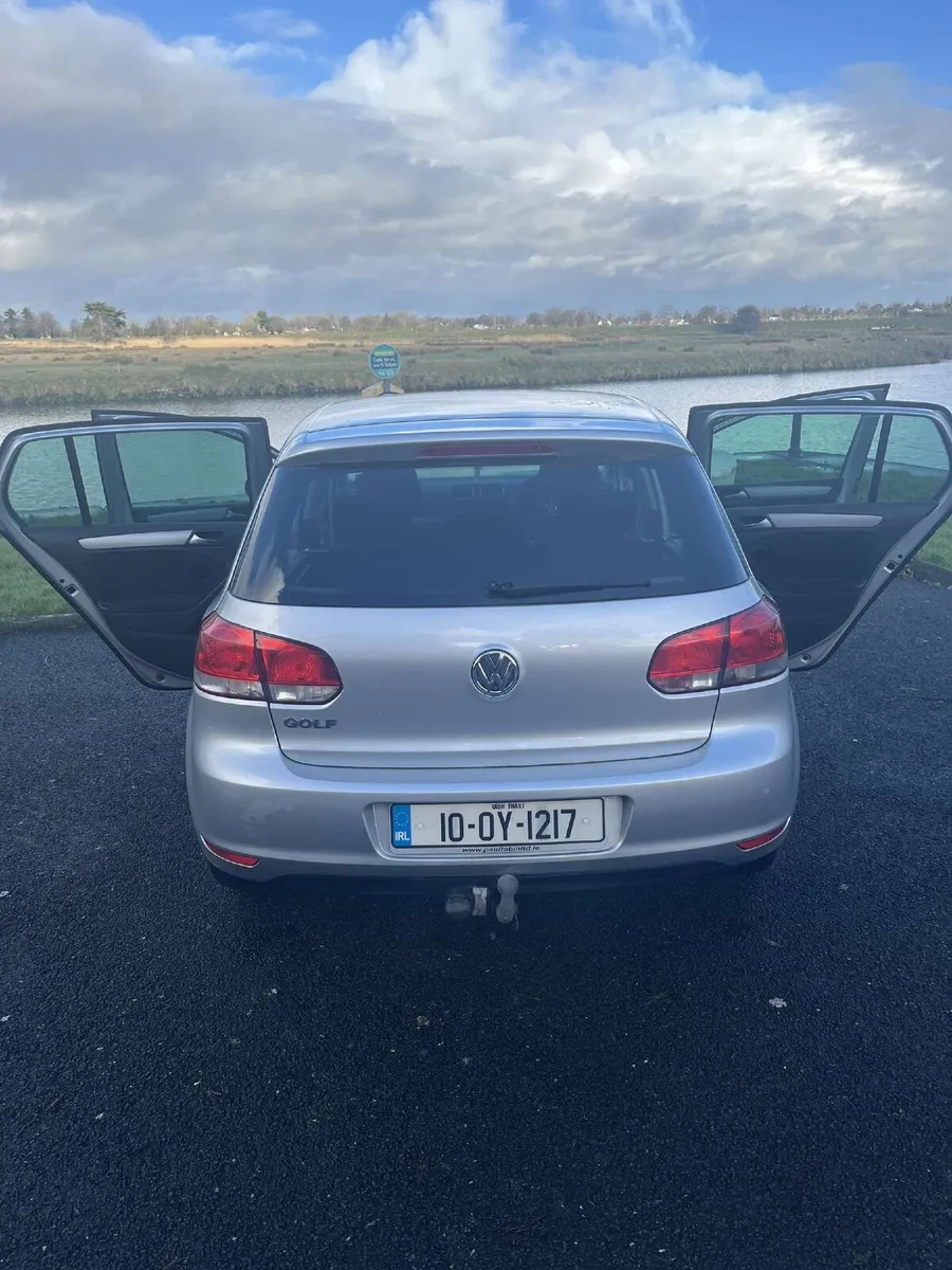 Volkswagen Golf 2010 - Image 3