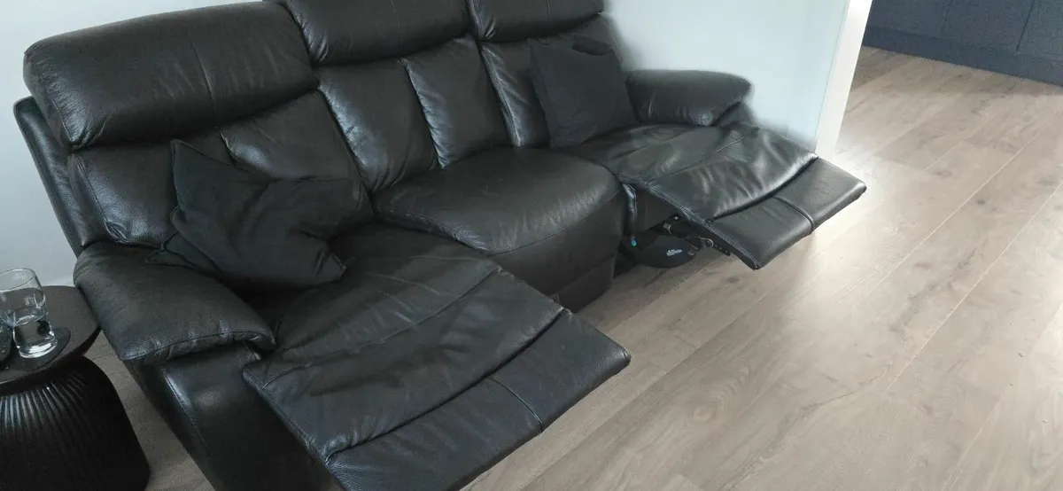 Couch - Image 1