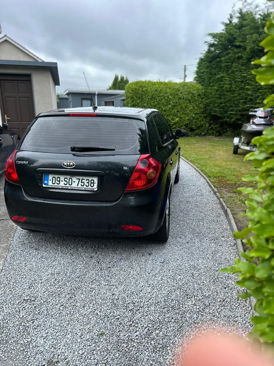 Kia Ceed 2009 - Image 2