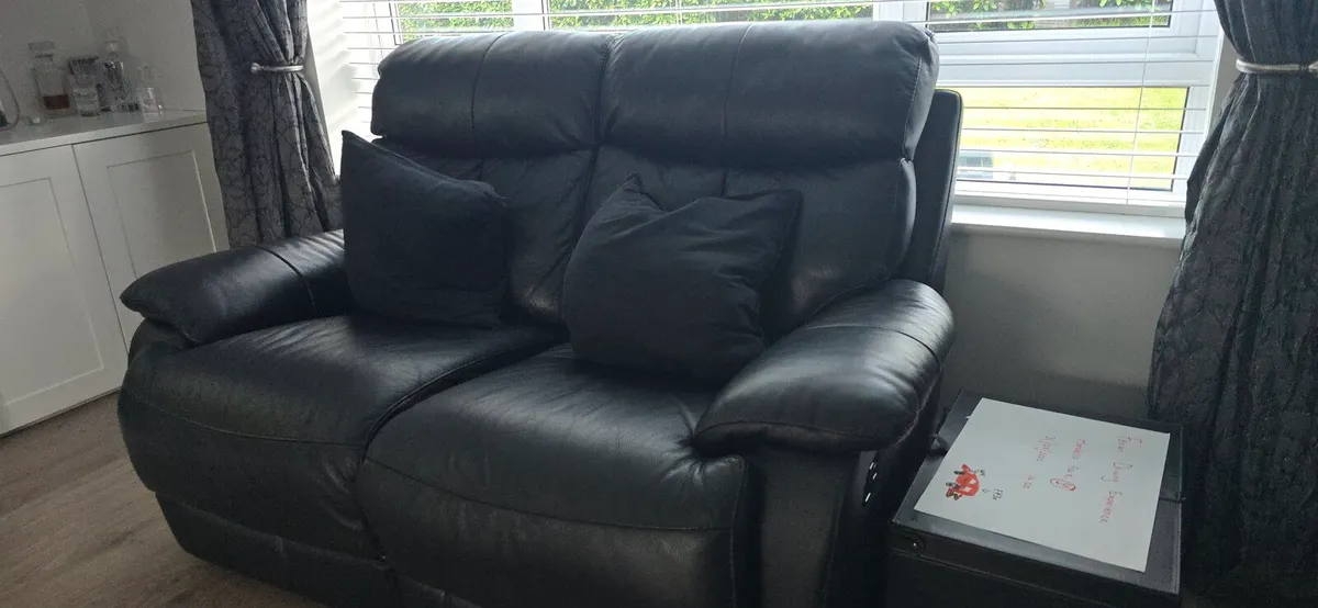Couch - Image 3