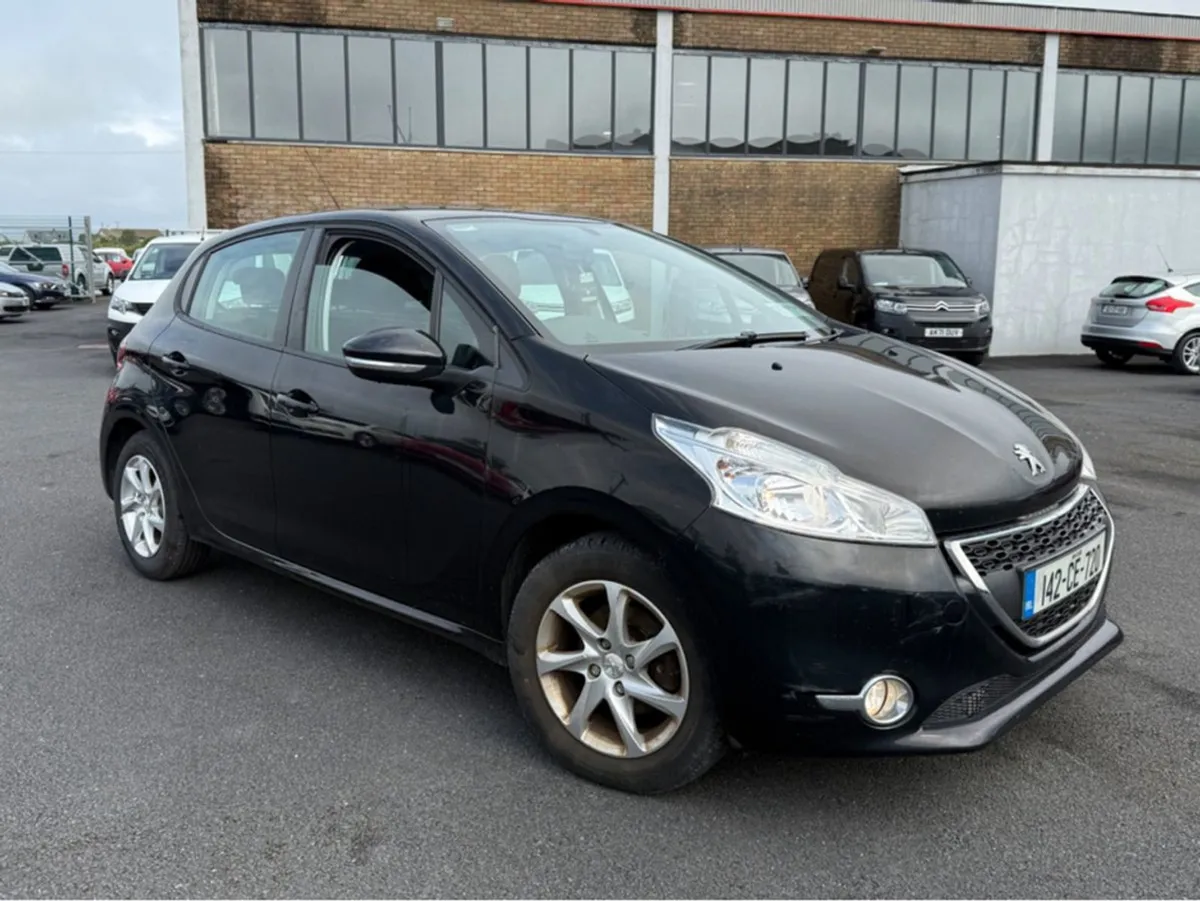Peugeot 208 1.2 VTI Active 82bhp 5DR - Image 1