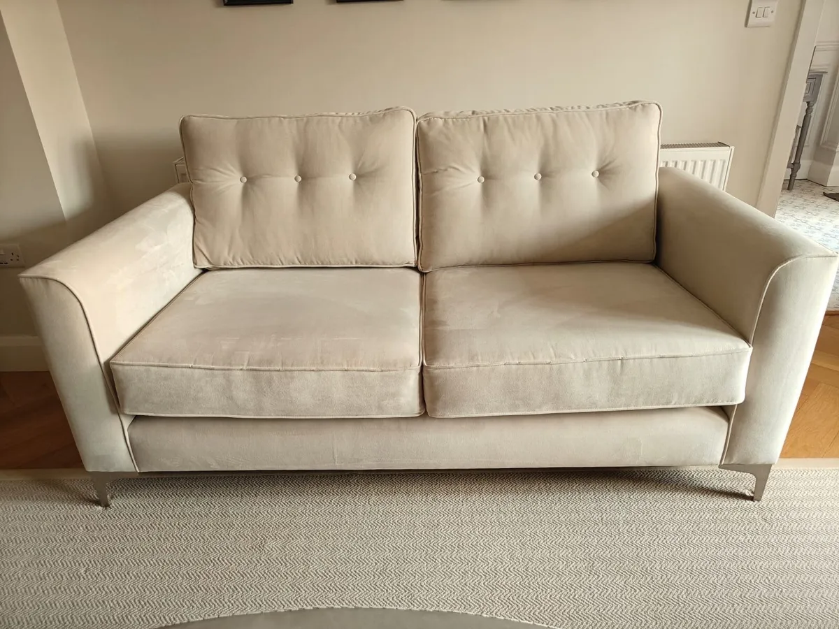 Finline Furniture Sofa - Image 1