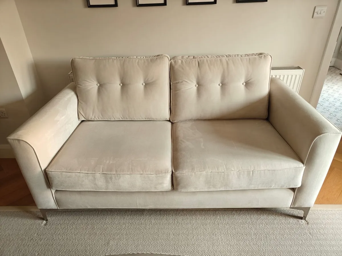 Finline Furniture Sofa - Image 2