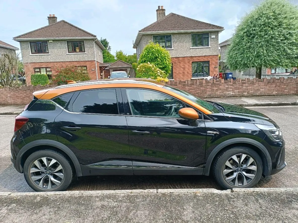 Renault Captur E-tech Plug-in 6 Month Warranty - Image 2