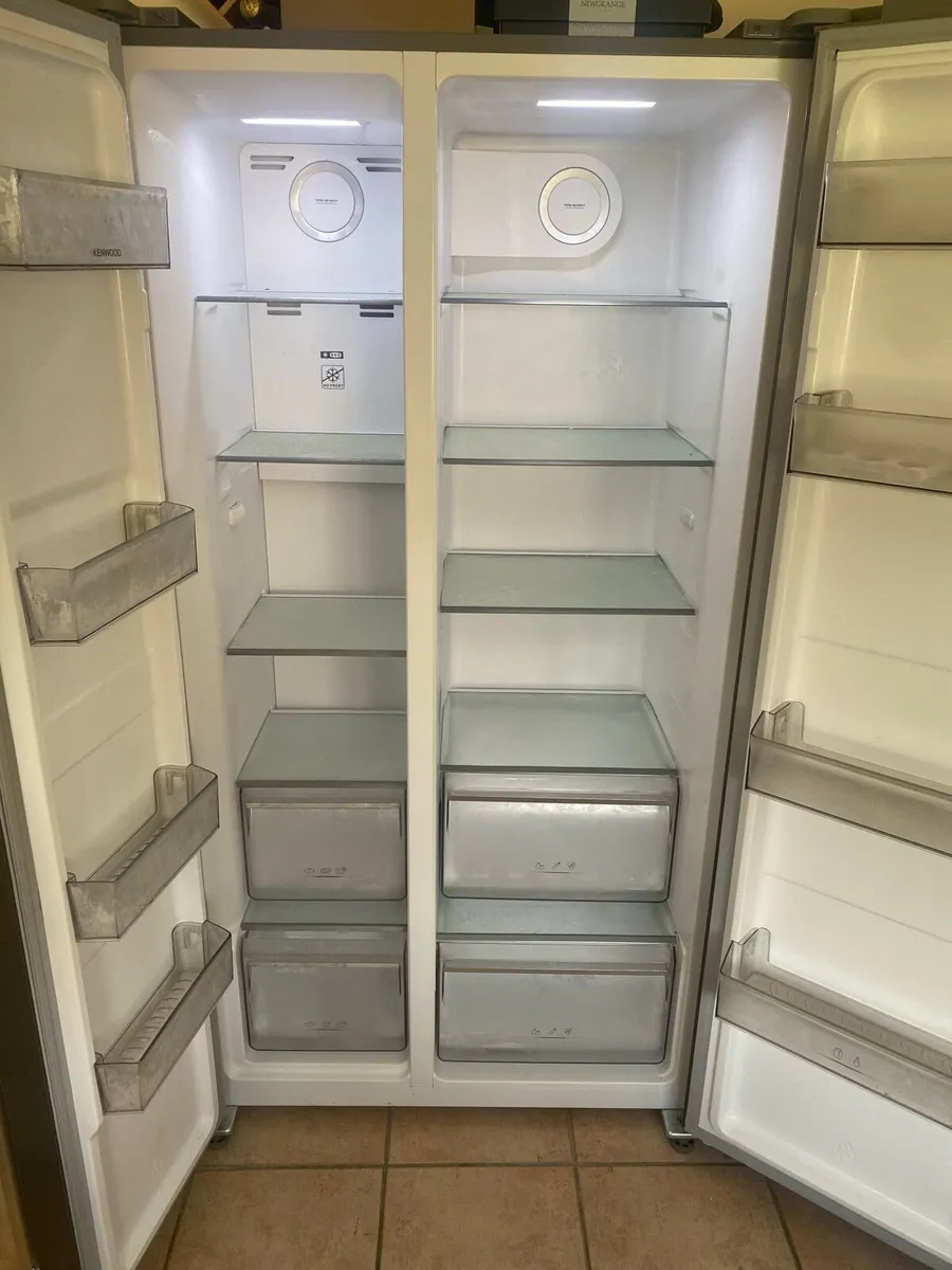 Fridge/freezer - Image 2