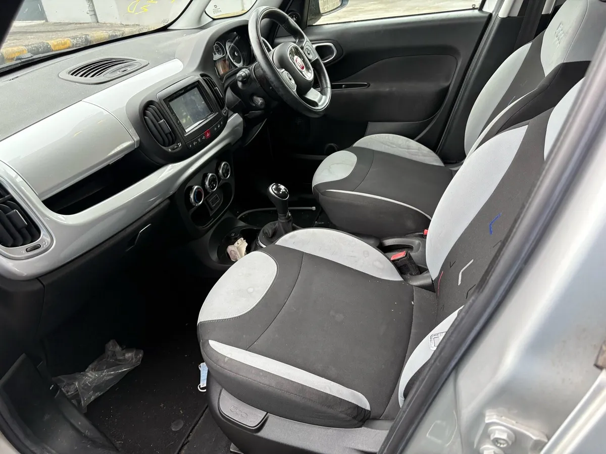 2016 FIAT 500 AUTOMATIC NCT 6-26 - Image 4