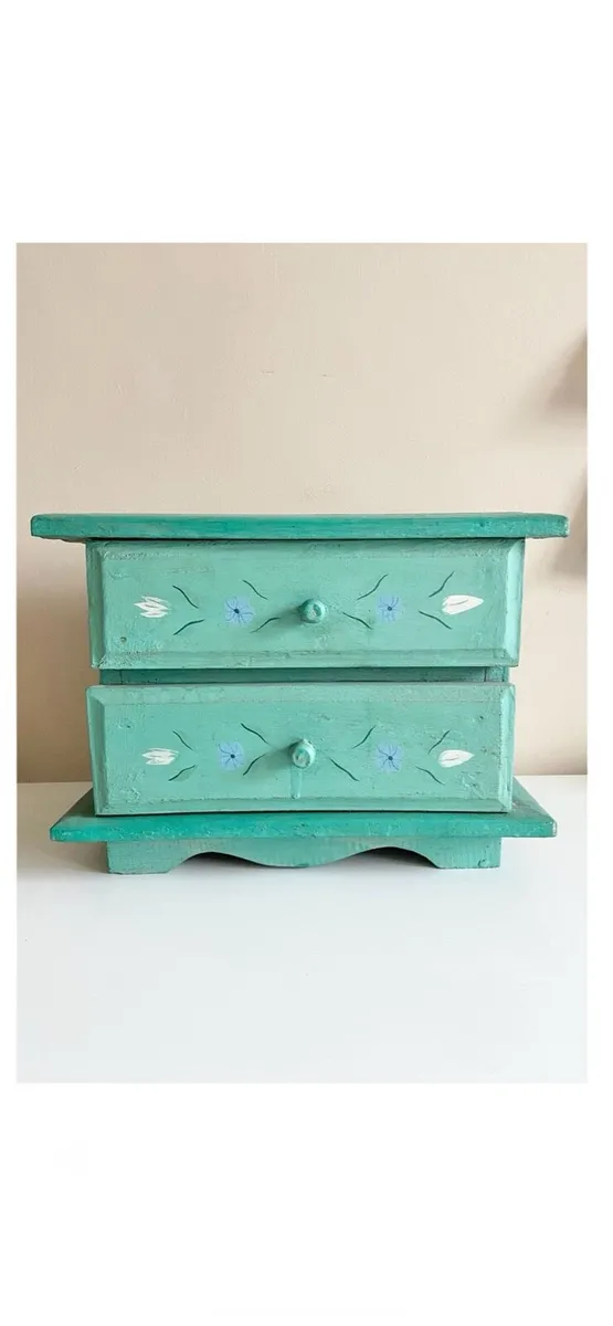 Vintage Wooden Jewellery/Storage Box - Image 1